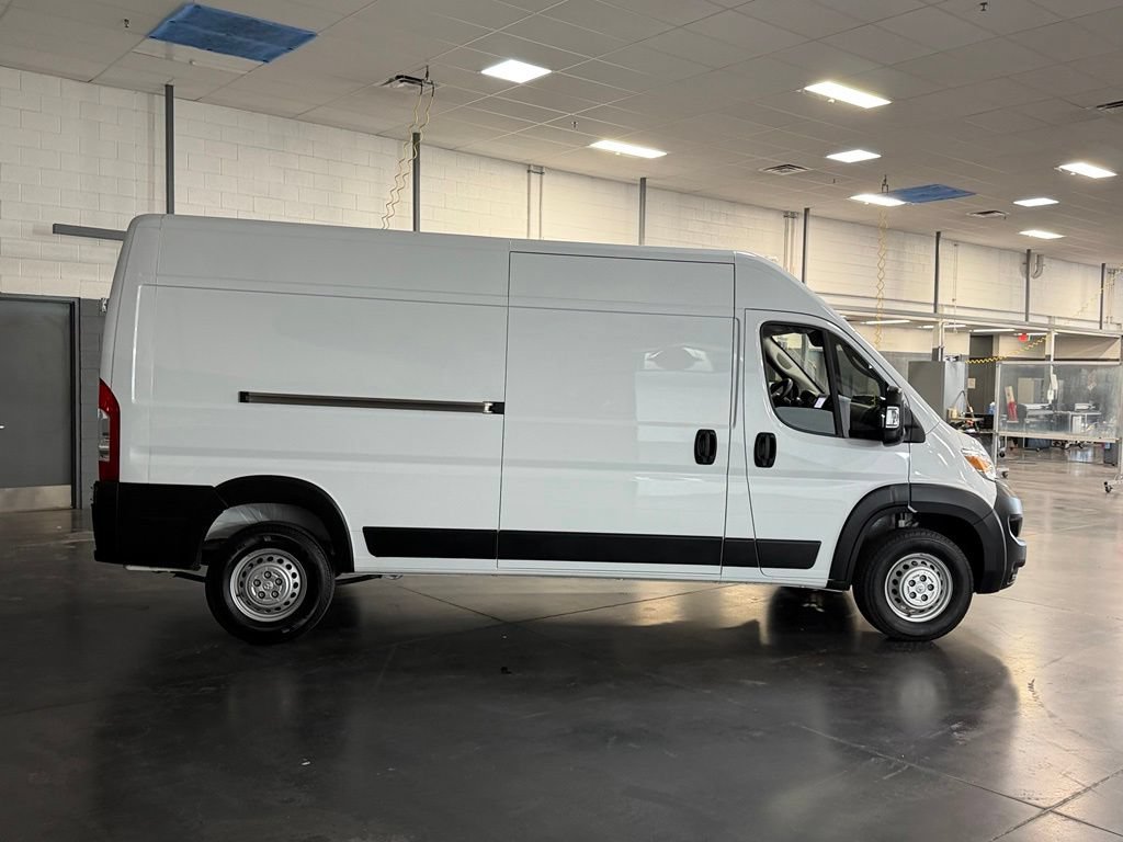 Used 2026 RAM ProMaster 2500 w/ Convenience Group FWD image 11