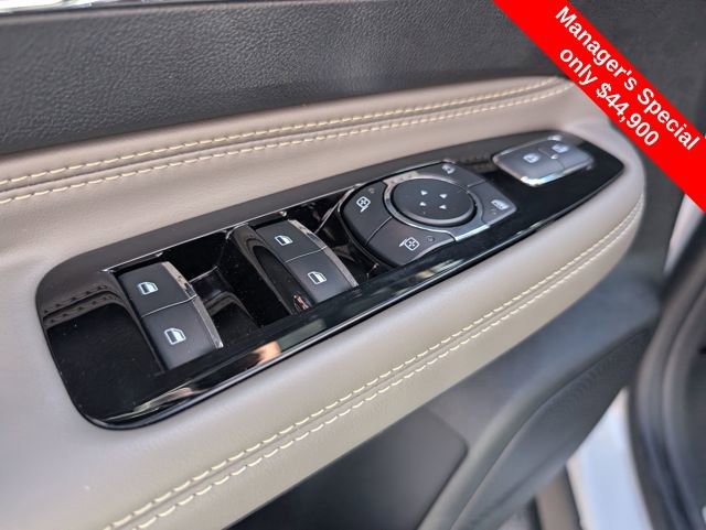 Used 2026 Lincoln Corsair Premiere AWD/4WD image 16
