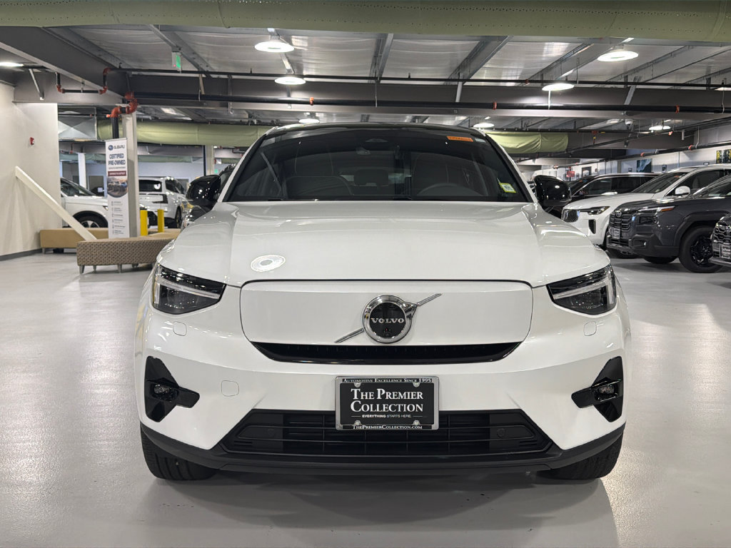 Certified 2023 Volvo C40 P8 Recharge Ultimate AWD/4WD image 2