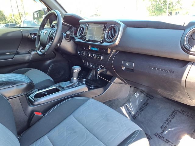Used 2023 Toyota Tacoma TRD Off-Road image 28