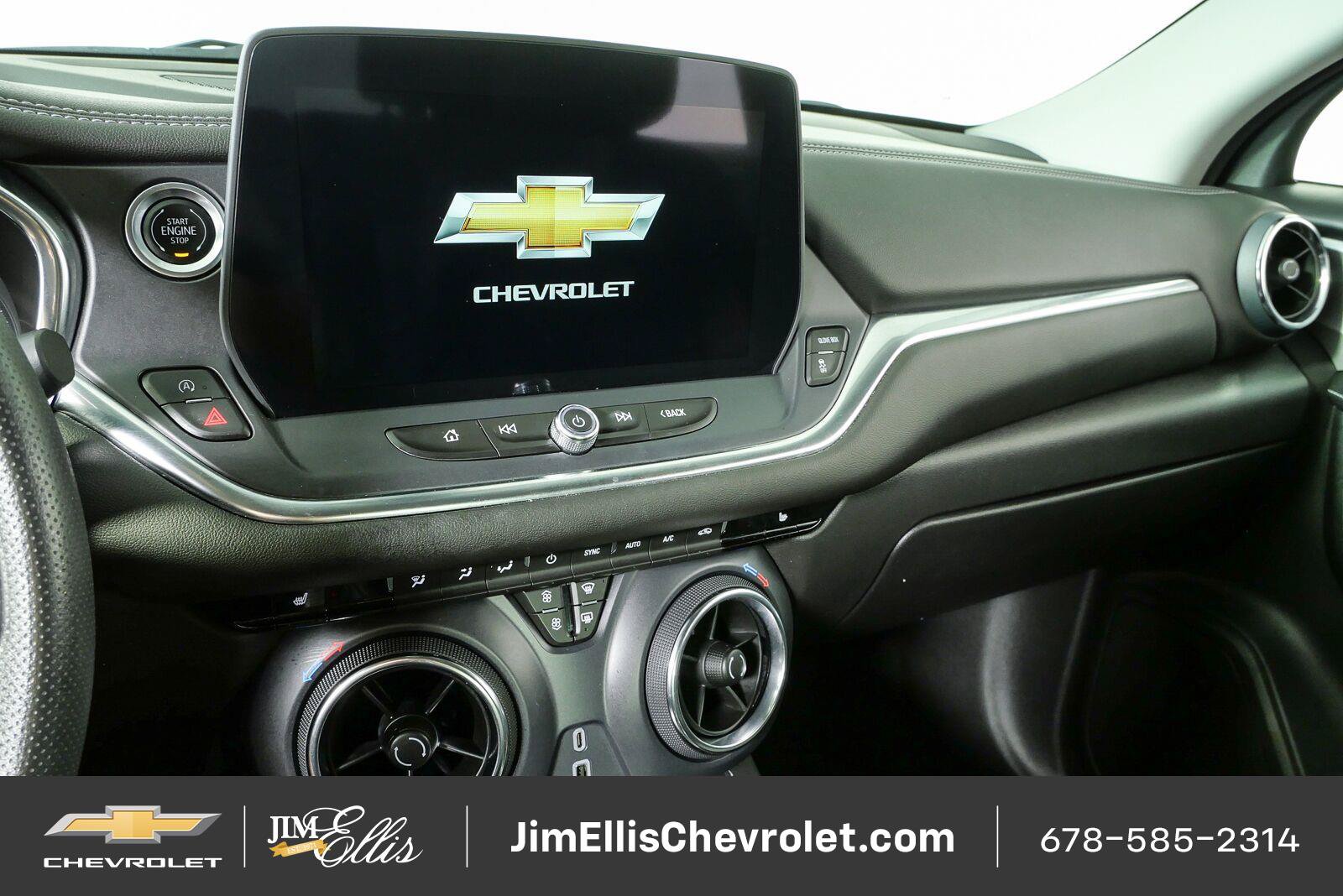 Certified 2025 Chevrolet Blazer LT AWD/4WD image 12