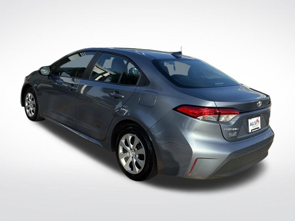 Used 2025 Toyota Corolla LE FWD image 38