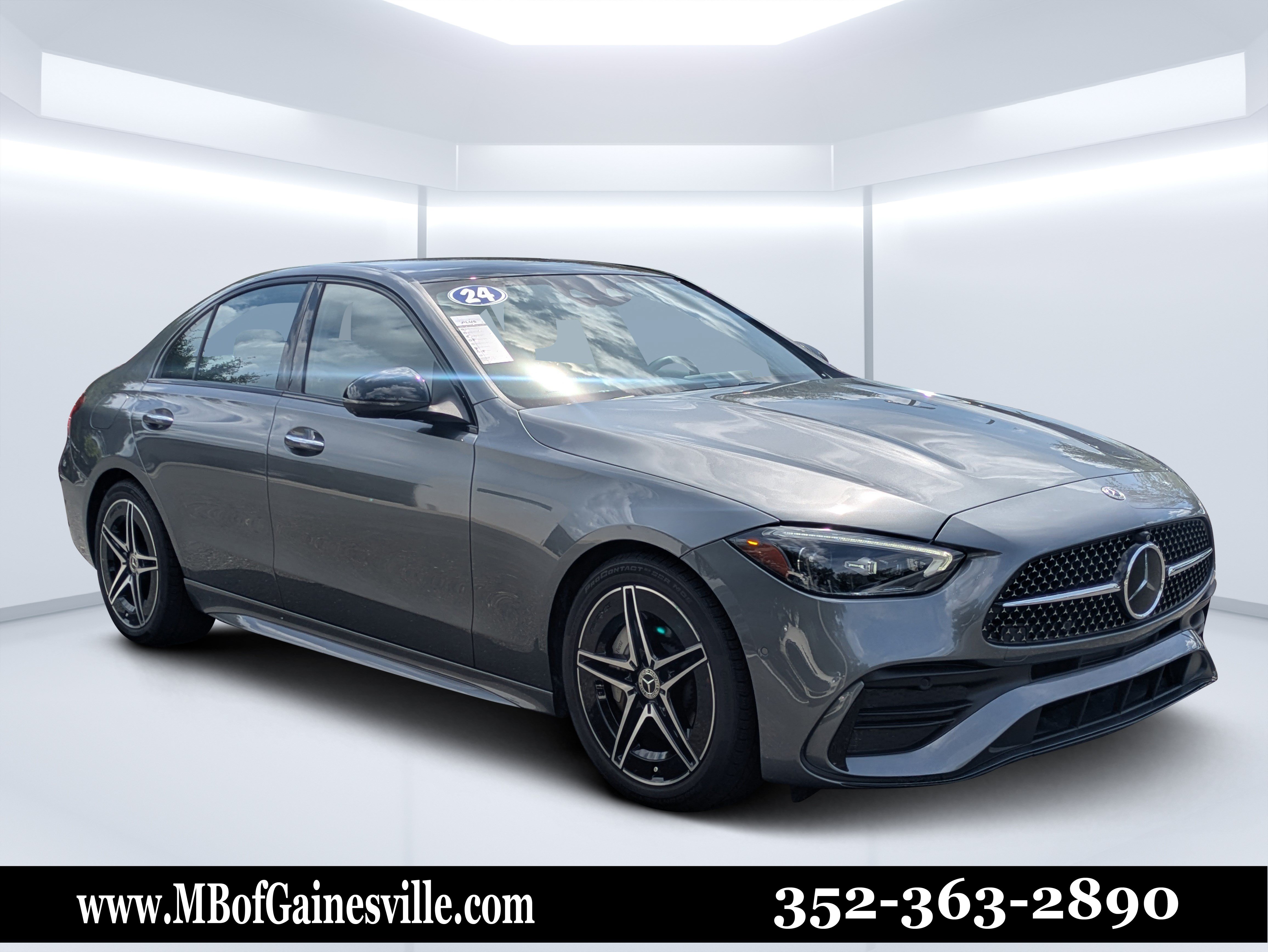 Used 2024 Mercedes-Benz C 300 4MATIC Sedan image 1