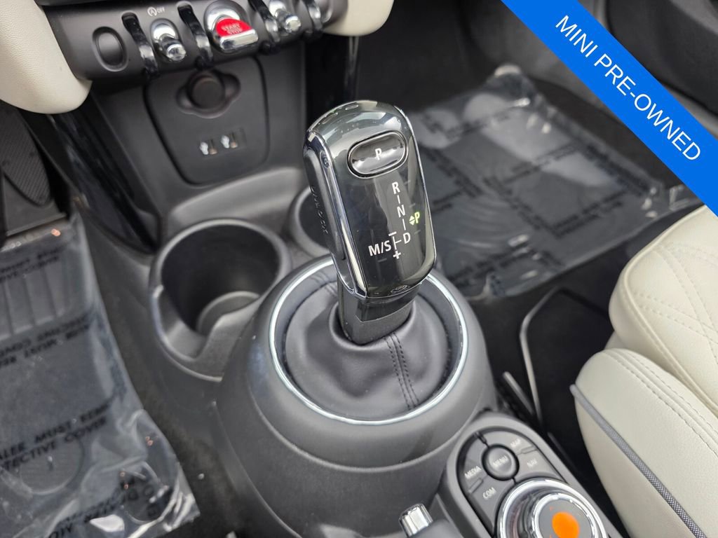 Used 2020 MINI Cooper Convertible image 21