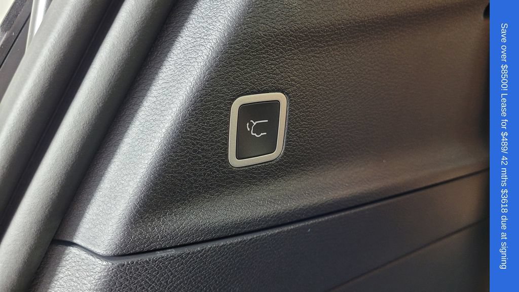 New 2026 Chrysler Pacifica Pinnacle AWD/4WD image 12