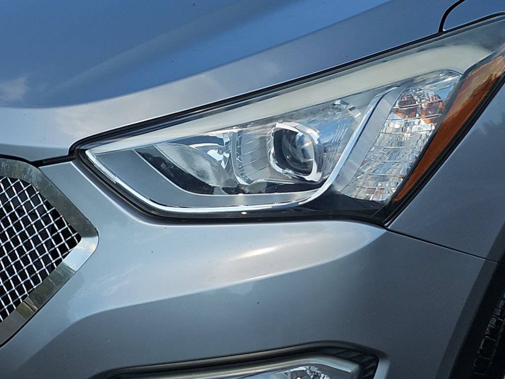 Used 2014 Hyundai Santa Fe GLS FWD image 30