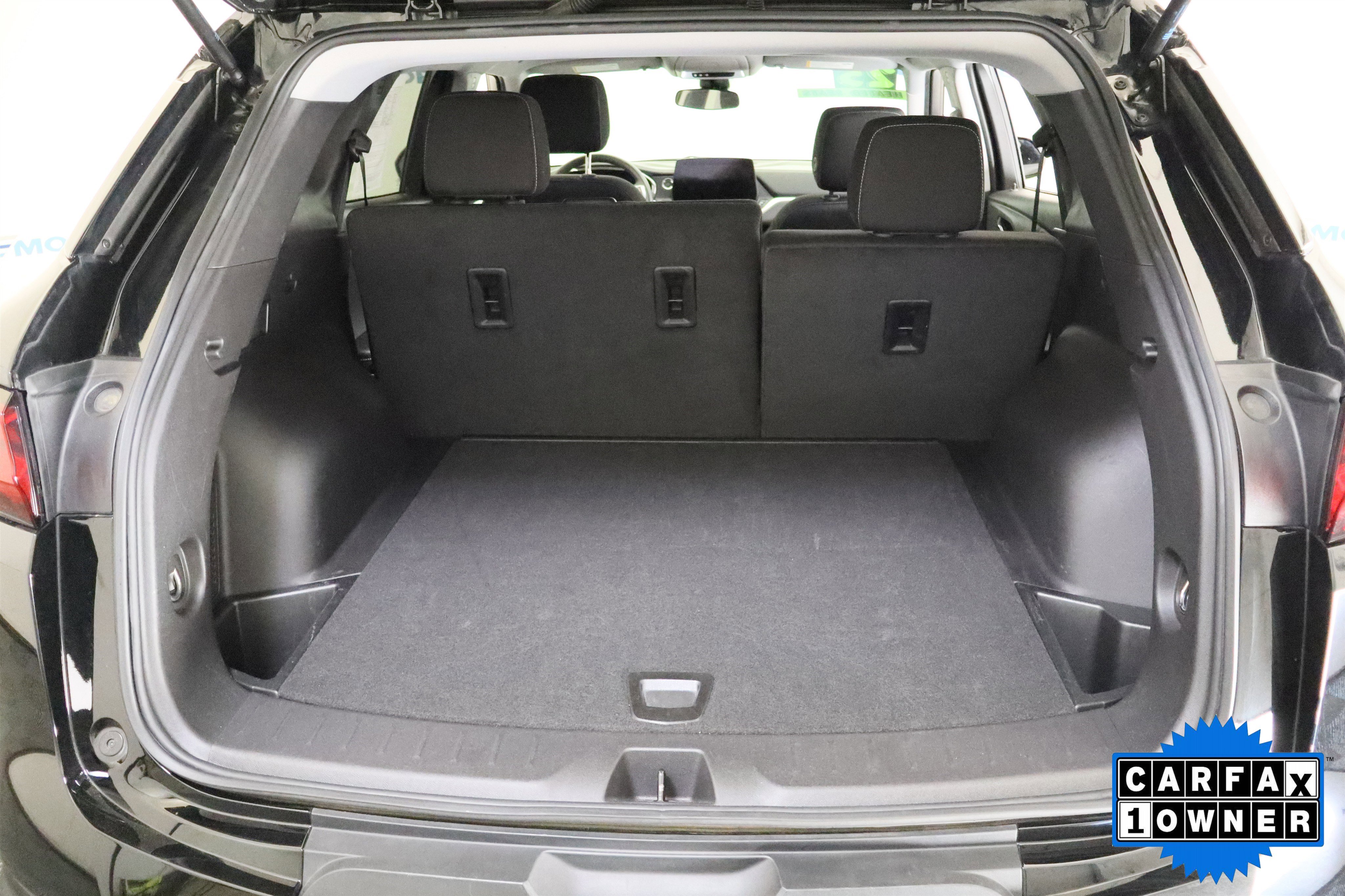 Used 2025 Chevrolet Blazer LT image 9