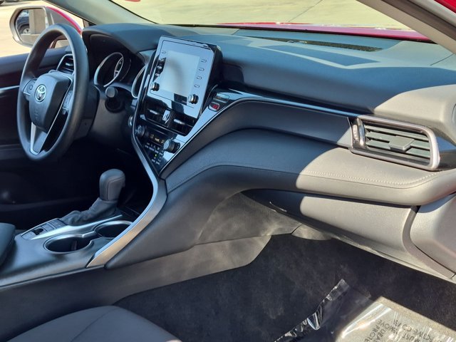 Certified 2022 Toyota Camry LE FWD image 21