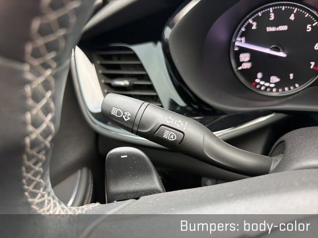 Used 2023 Buick Envision Avenir image 39