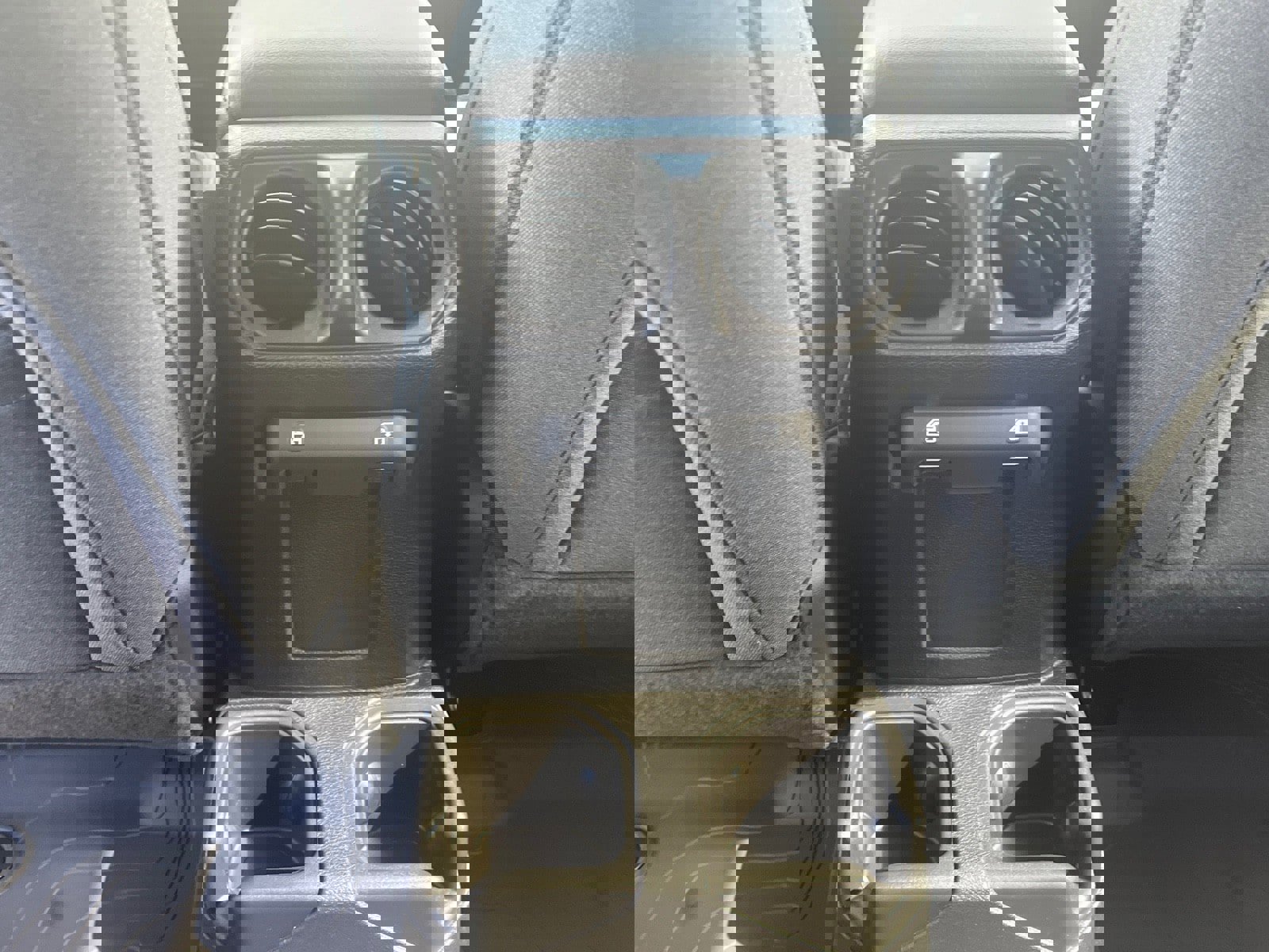 New 2025 Jeep Gladiator Sport image 14