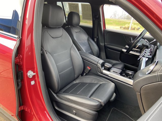 Used 2021 Mercedes-Benz GLB 250 4MATIC image 19