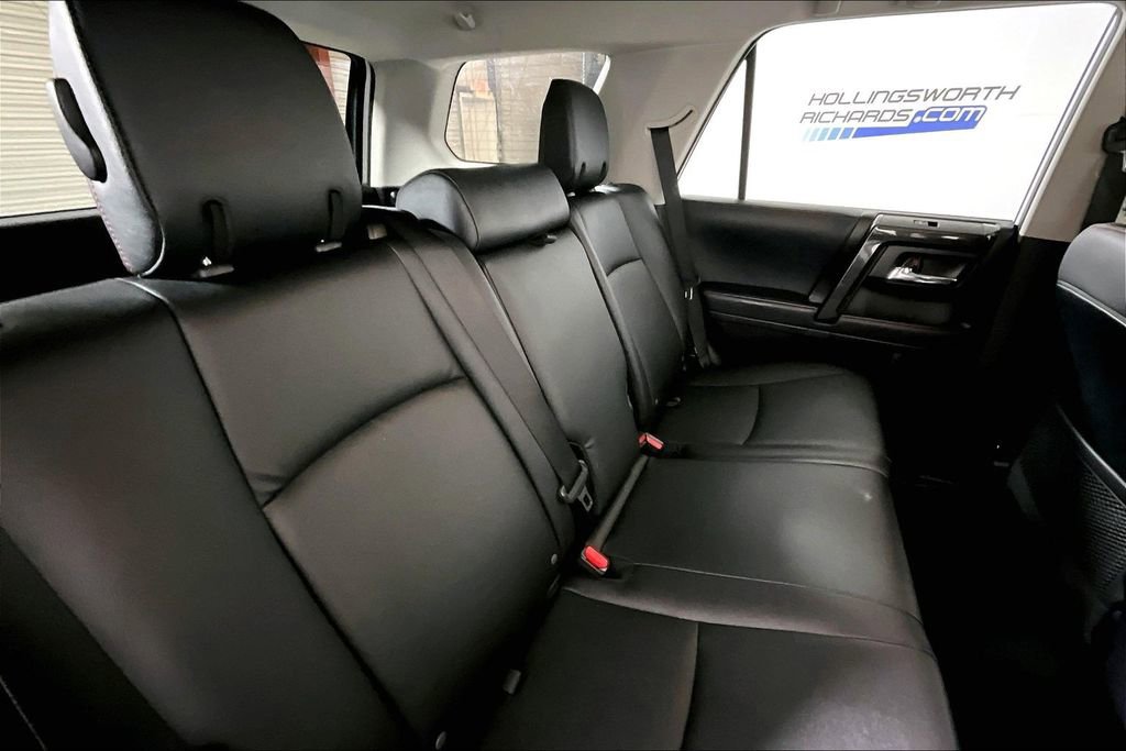 Used 2024 Toyota 4Runner TRD Off-Road Premium image 22