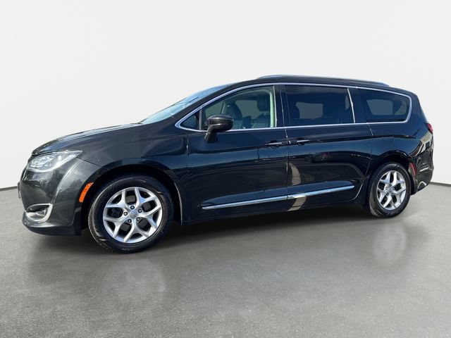 Used 2018 Chrysler Pacifica Touring-L Plus w/ Tire & Wheel Group FWD image 2