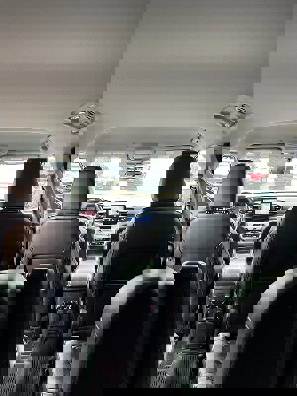 Used 2023 Ford Explorer XLT w/ Equipment Group 202A image 14