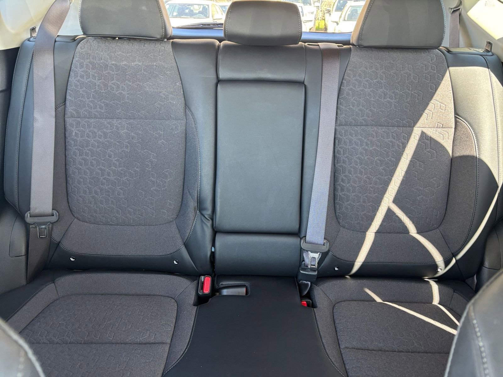 Used 2025 Kia Seltos S image 39
