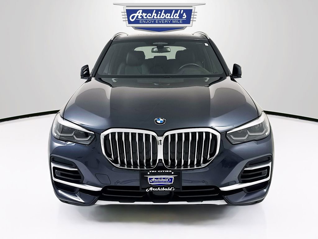 Used 2022 BMW X5 xDrive40i image 2