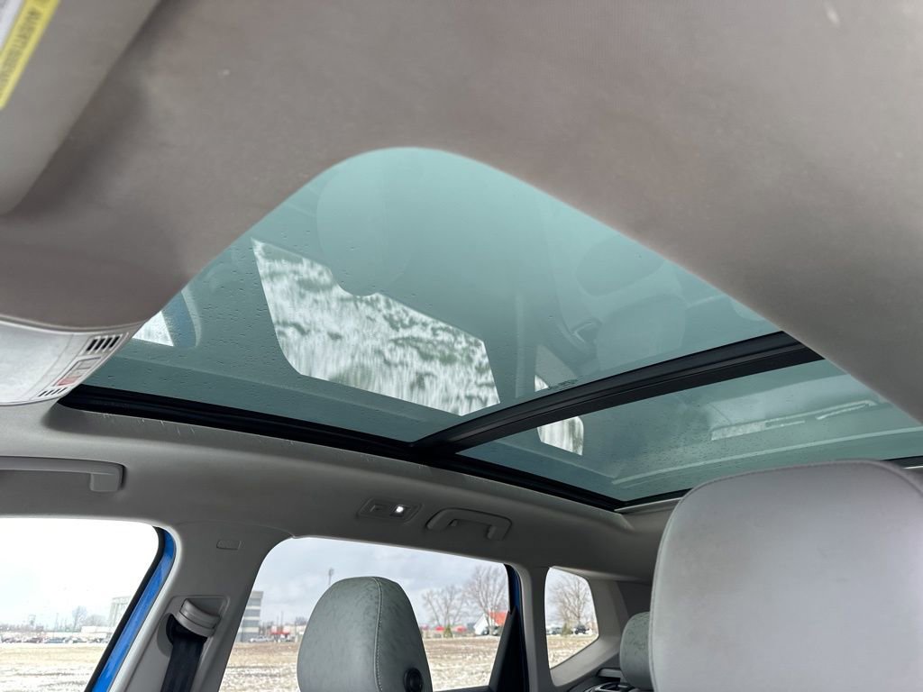 Used 2022 Volkswagen Taos SE image 6