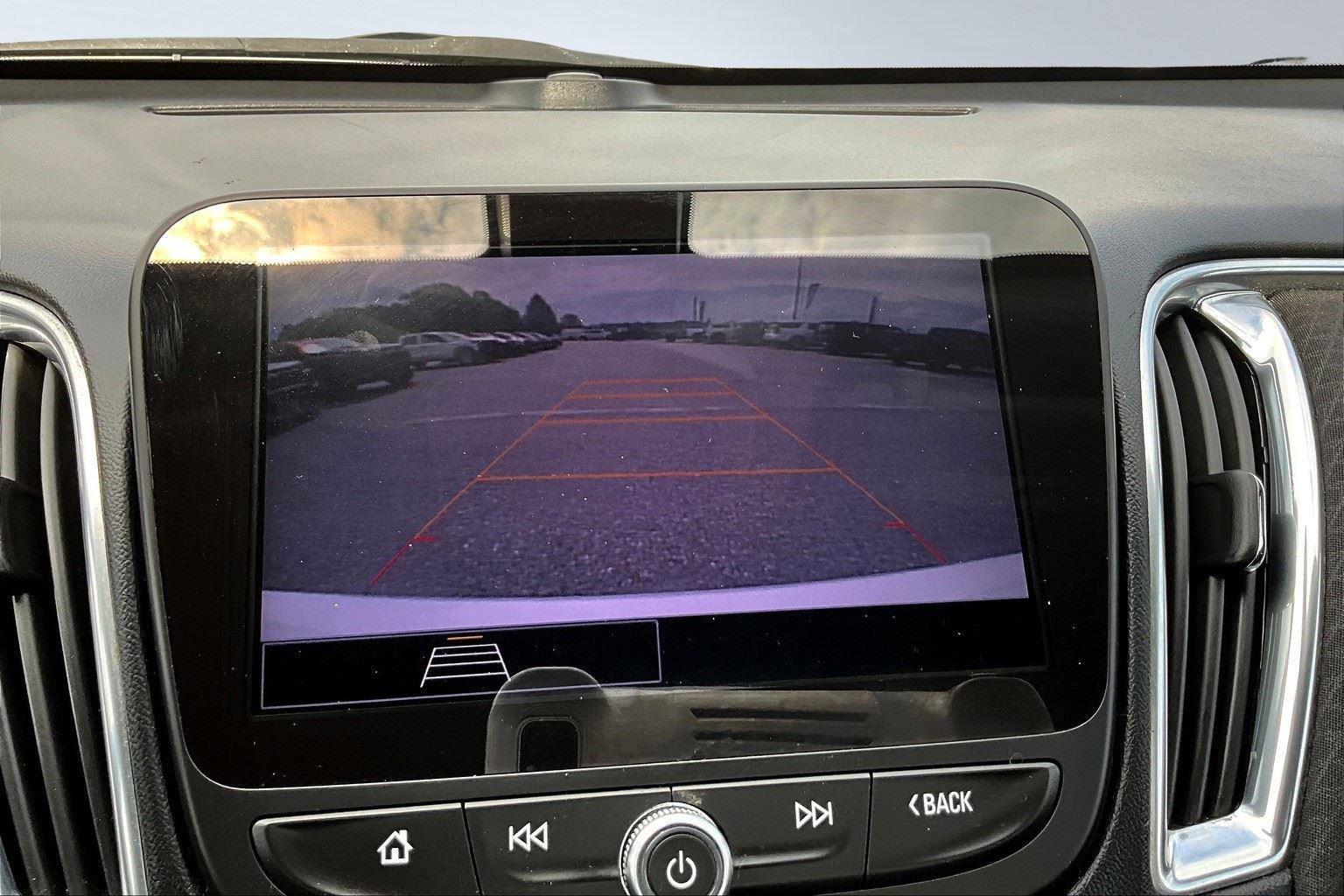 Certified 2021 Chevrolet Malibu LT image 12