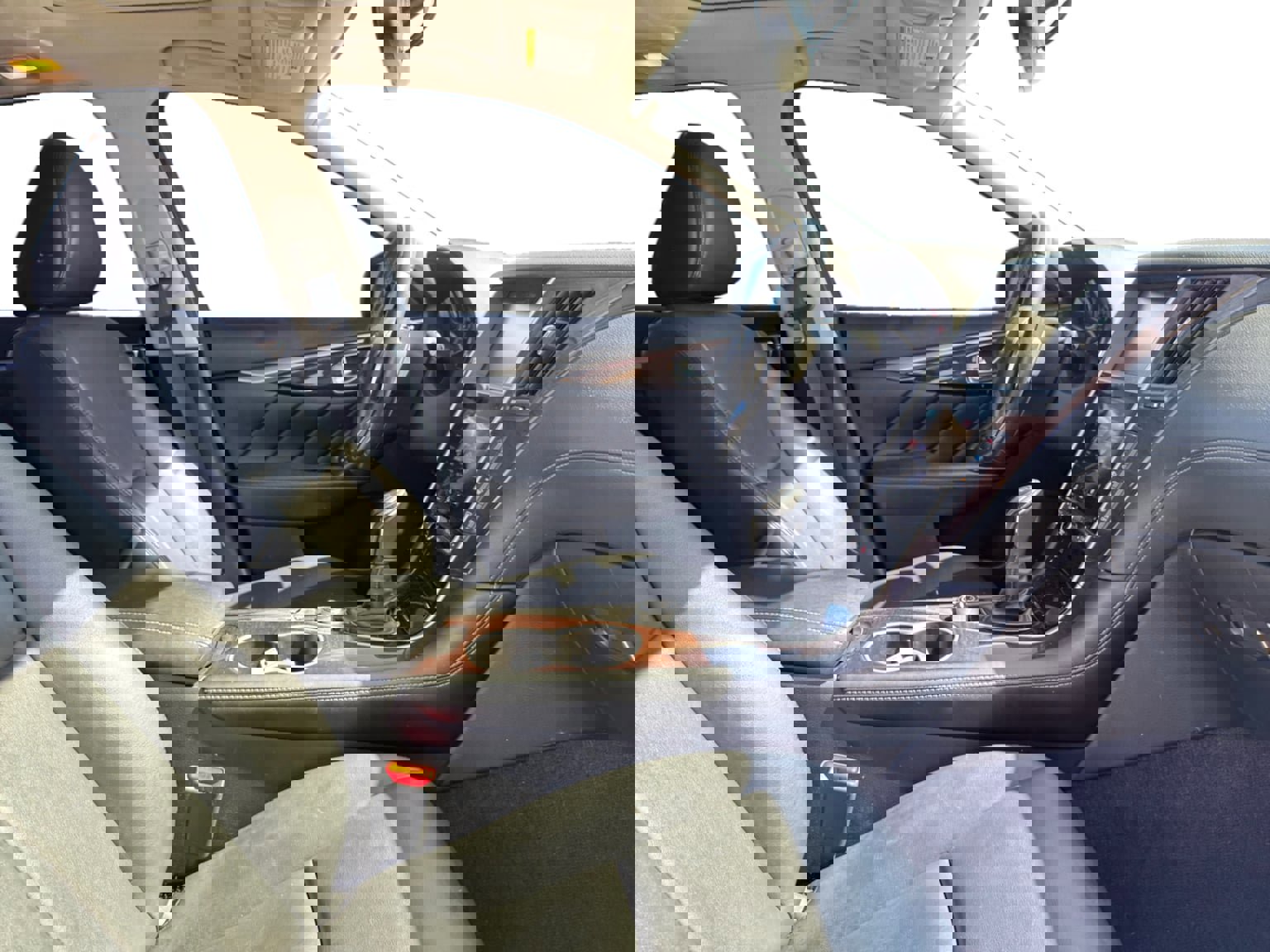 Used 2018 INFINITI Q50 Luxe image 17