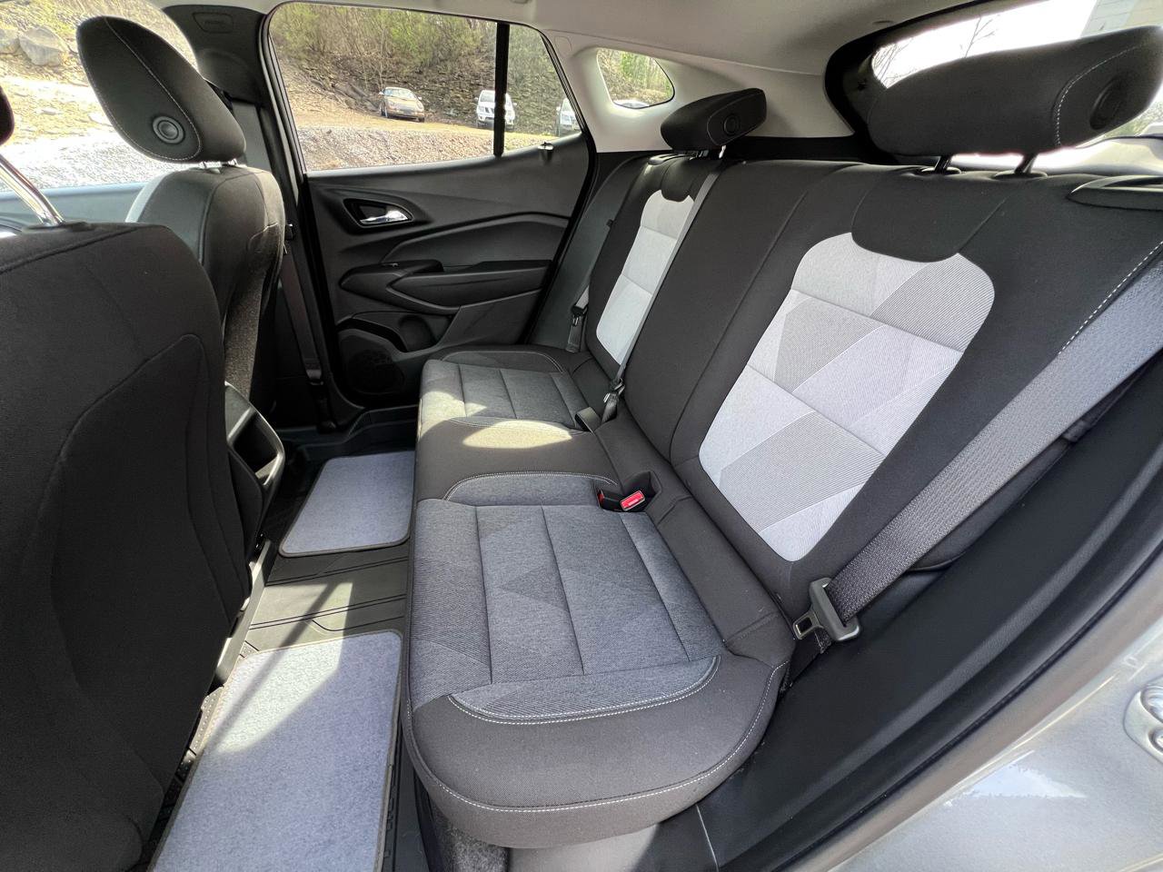 Used 2024 Chevrolet Trax LS w/ LS Convenience Package image 20