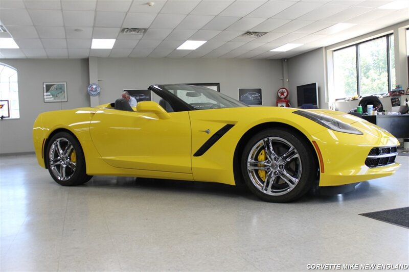 Used 2016 Chevrolet Corvette Stingray Convertible w/ 2LT Preferred Equipment Group RWD image 10