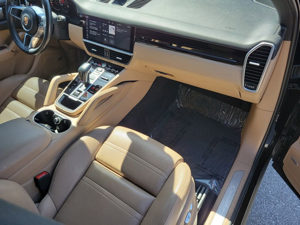 Certified 2020 Porsche Cayenne S image 19
