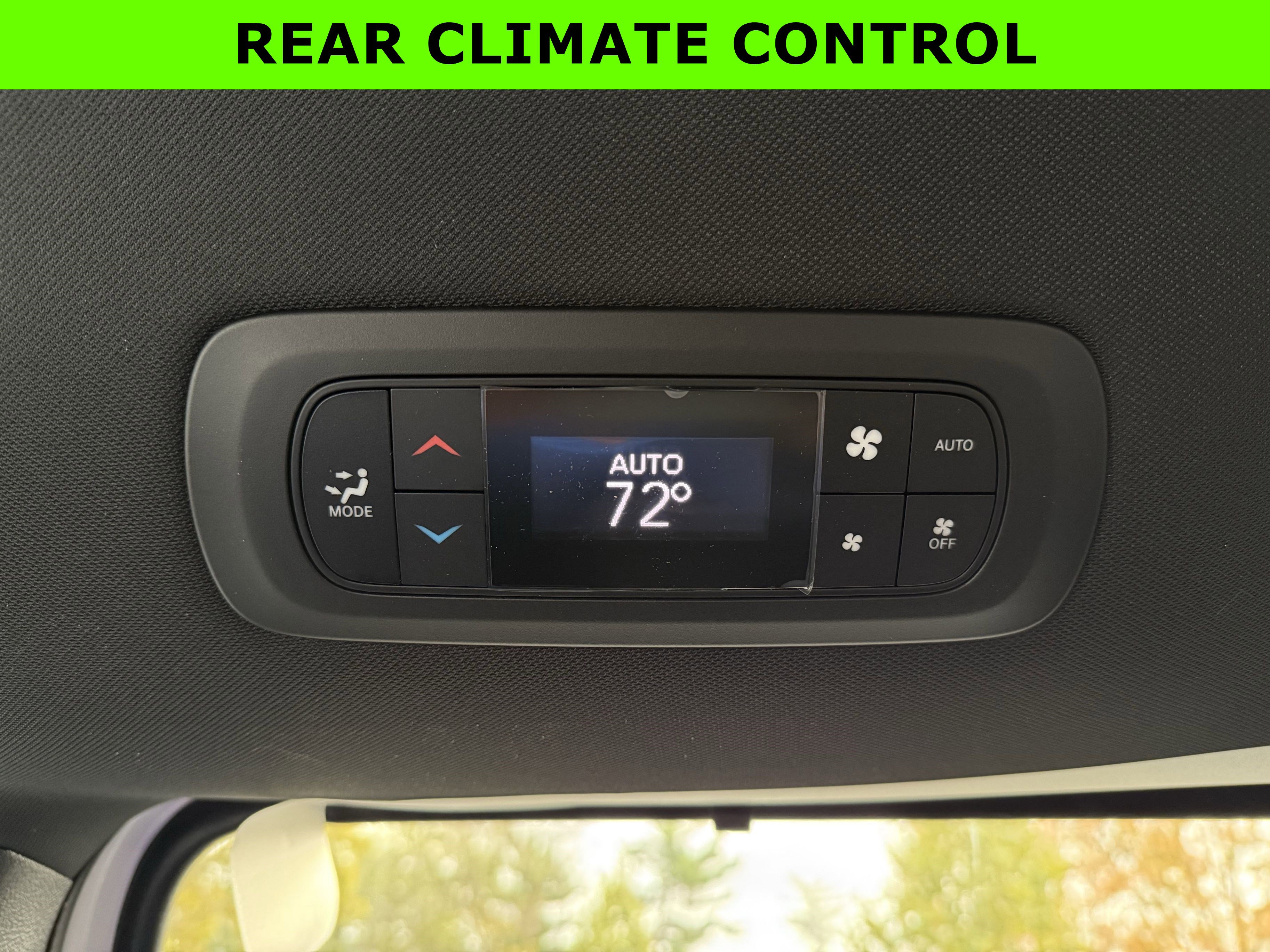 New 2026 Chrysler Pacifica Select image 31