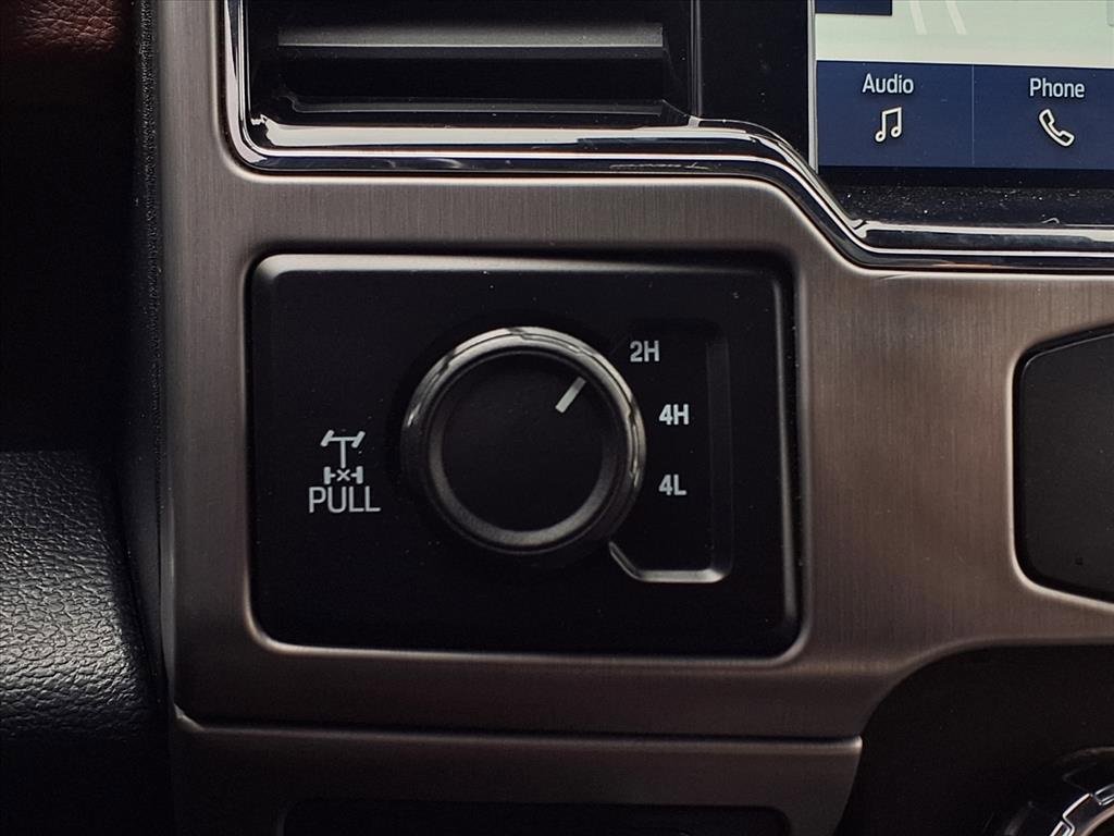 Used 2022 Ford F350 Platinum w/ FX4 Off-Road Package image 21