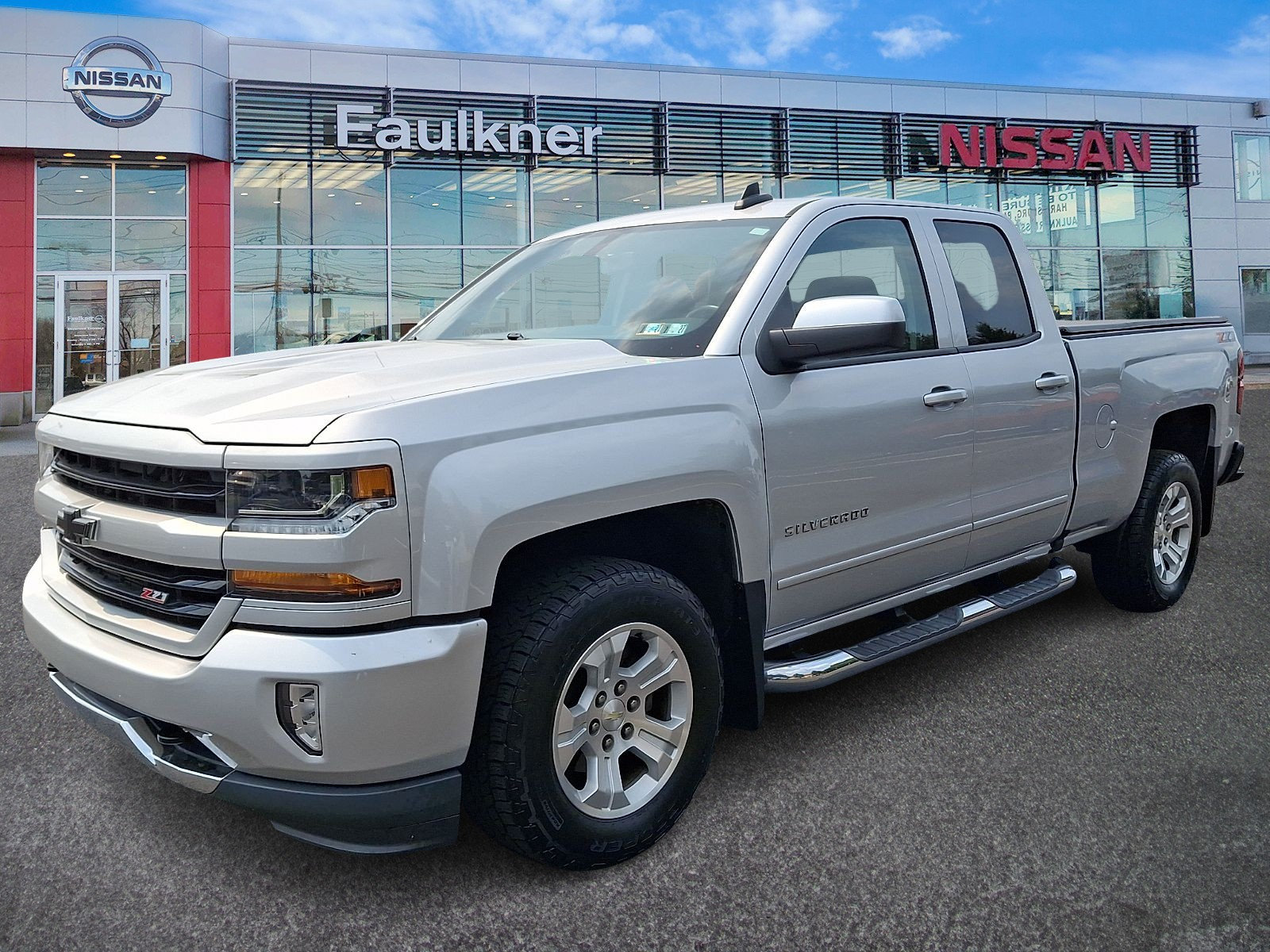 Used 2019 Chevrolet Silverado 1500 LT w/ All Star Edition AWD/4WD image 3