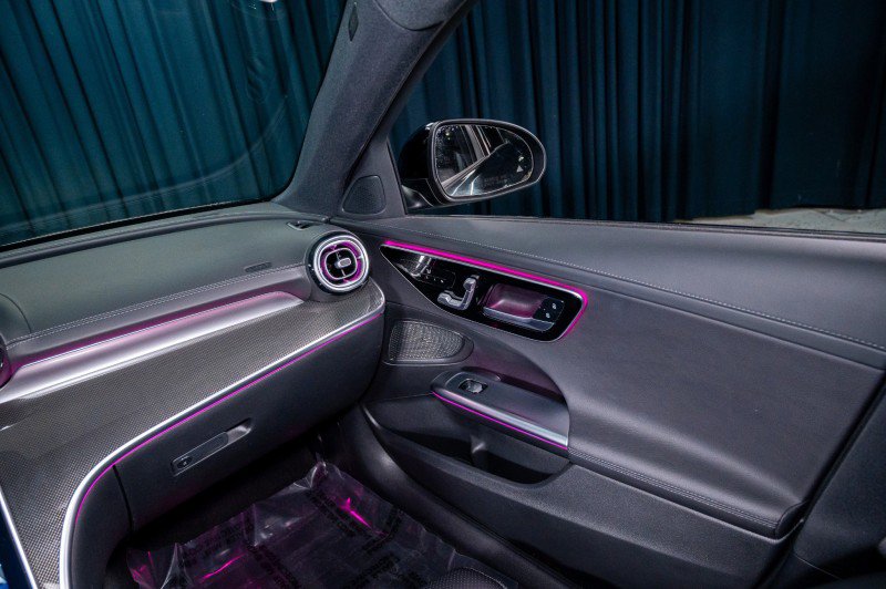 Used 2023 Mercedes-Benz C 300 Sedan image 23