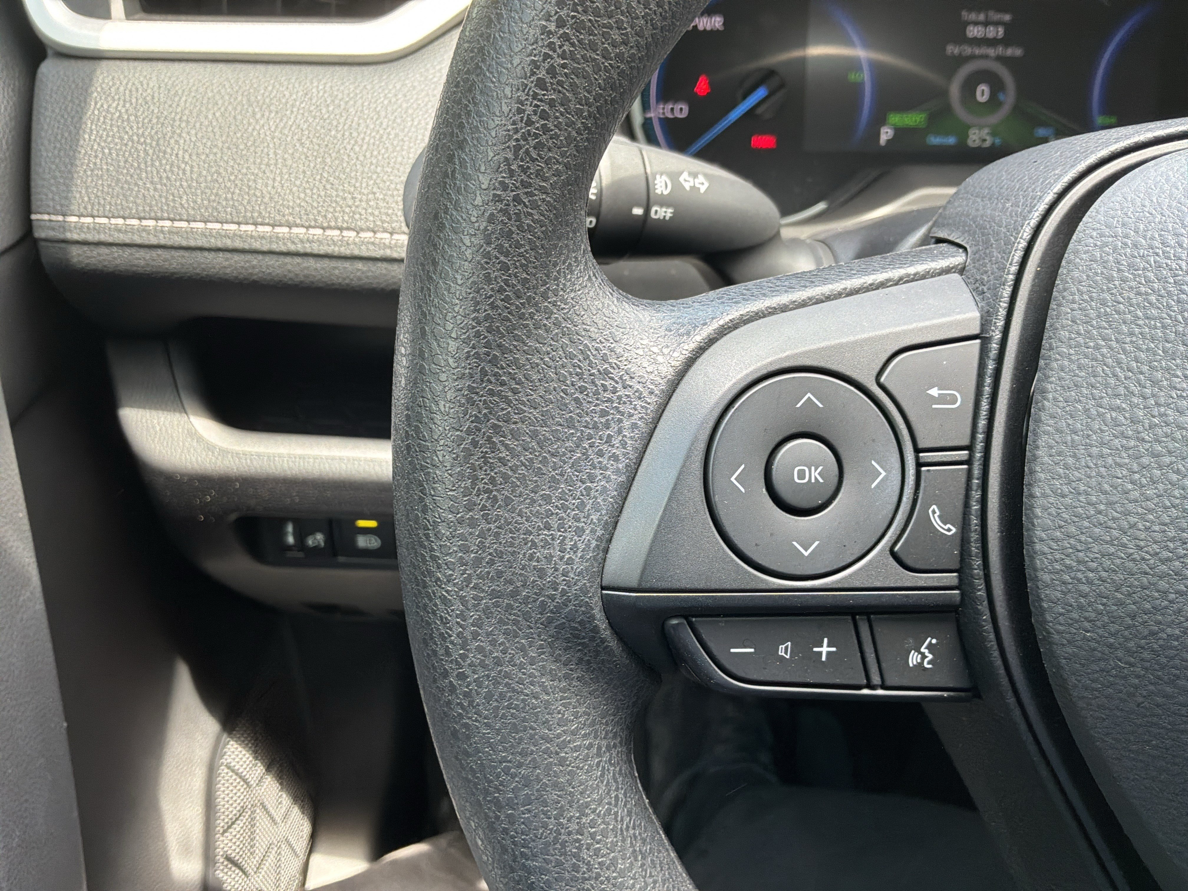 Used 2025 Toyota RAV4 Woodland Edition AWD/4WD image 19