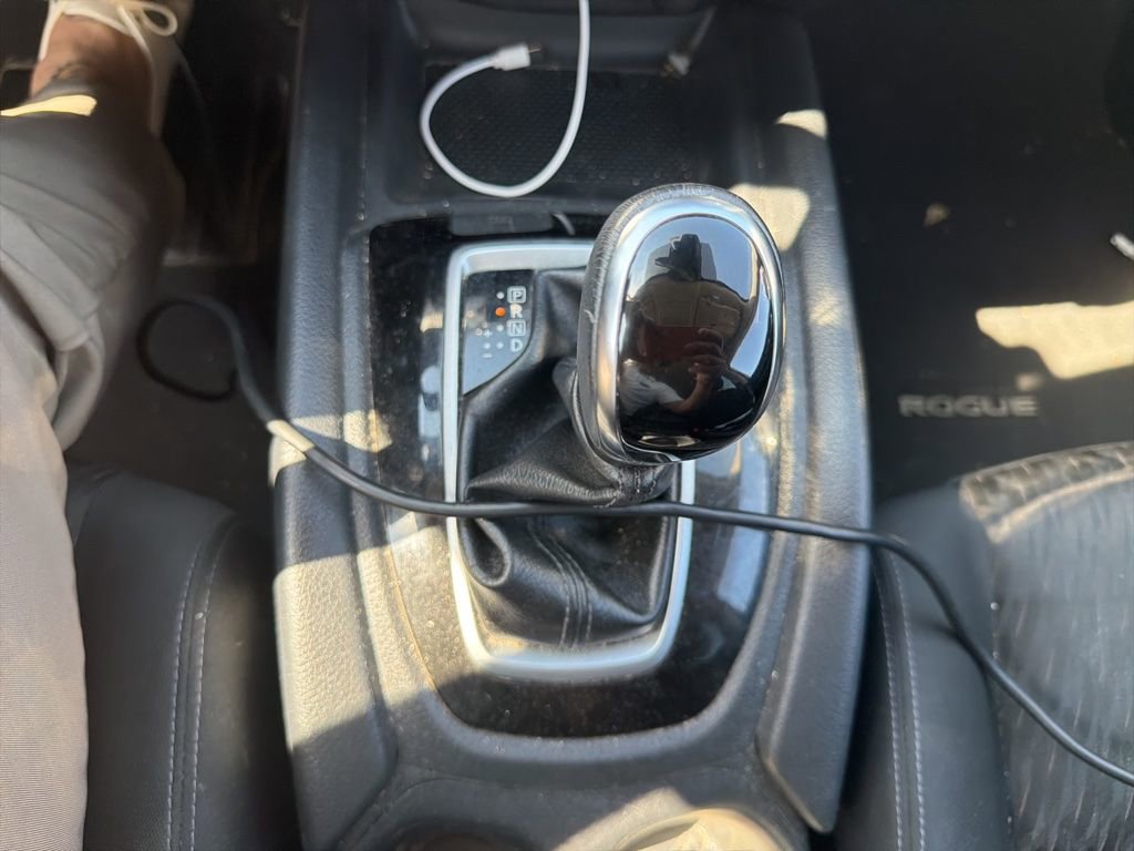 Used 2019 Nissan Rogue SV FWD image 20