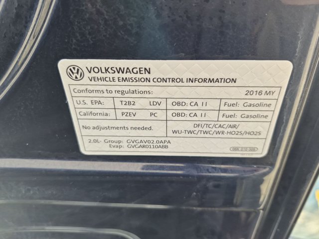 Used 2016 Volkswagen GTI SE w/ Lighting Package (SEL) FWD image 24