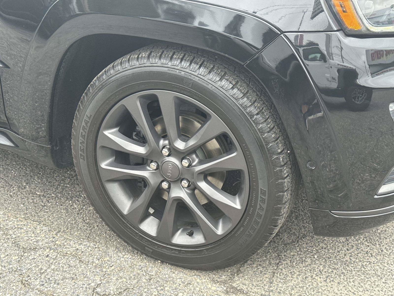 Used 2018 Jeep Grand Cherokee High Altitude AWD/4WD image 9