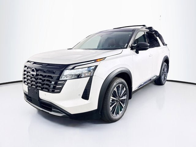 New 2026 Nissan Pathfinder Platinum w/ Cargo Package