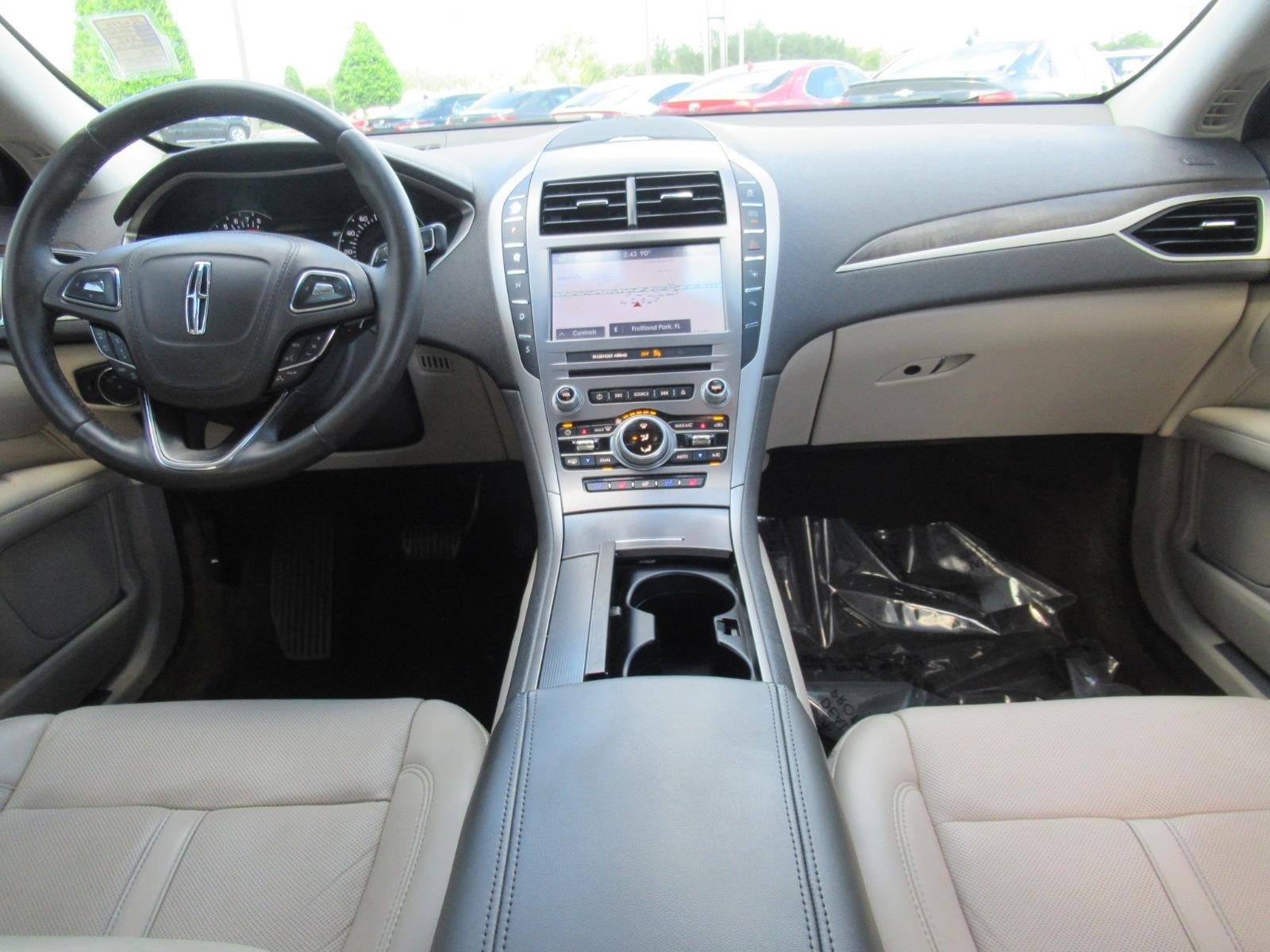 Used 2020 Lincoln MKZ Reserve w/ Monochromatic Package AWD/4WD image 12