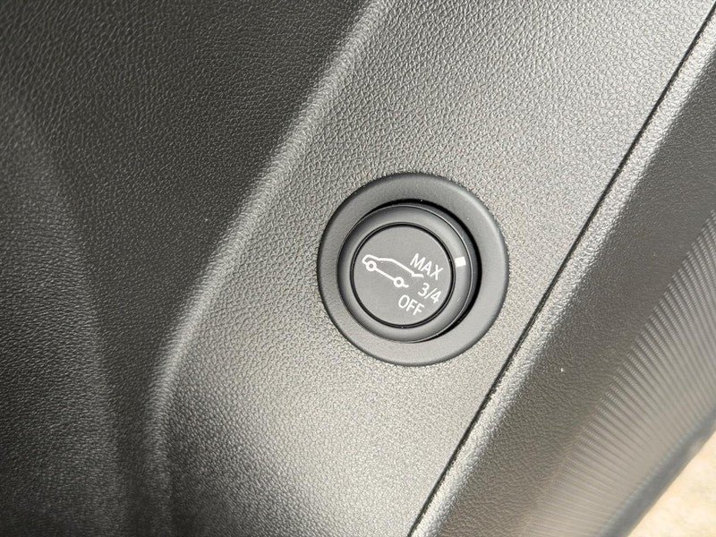 Used 2022 Chevrolet Equinox LT AWD/4WD image 25