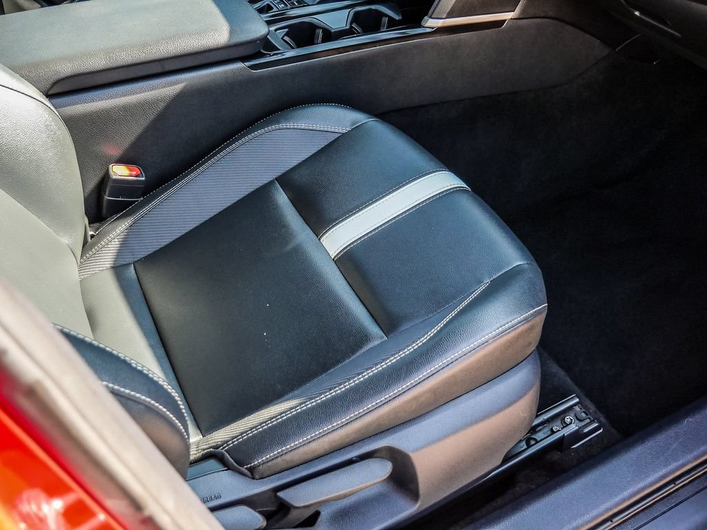 Used 2025 Toyota Camry SE FWD image 15