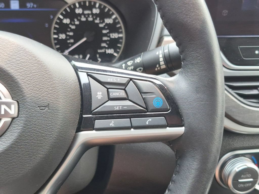Certified 2023 Nissan Altima 2.5 SL FWD image 17