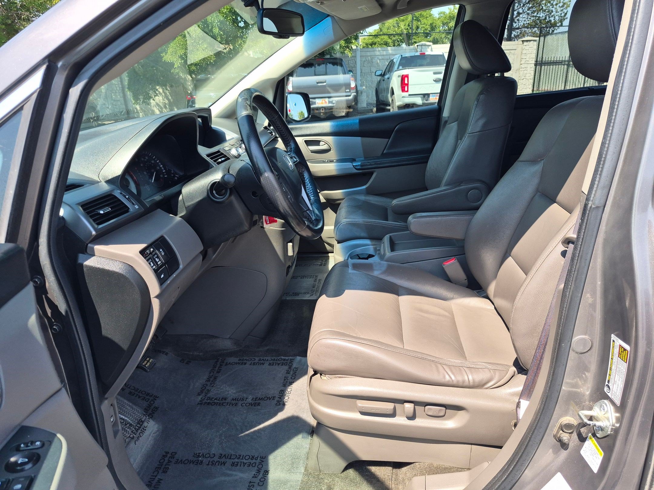 Used 2011 Honda Odyssey EX-L image 17