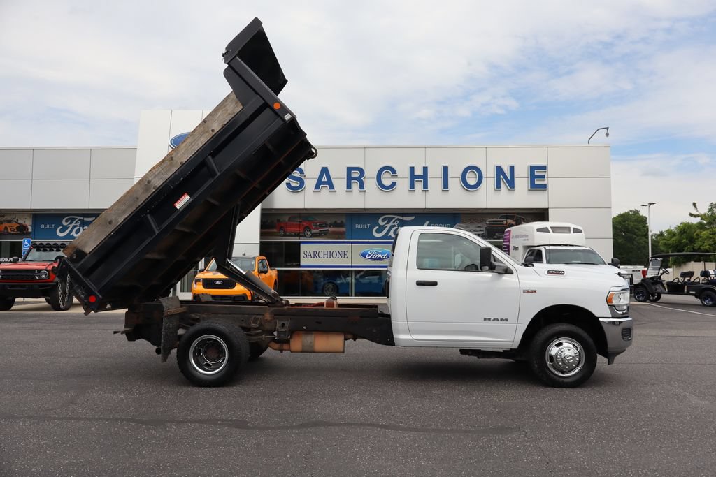 Used 2021 RAM 3500 Tradesman w/ Chrome Appearance Group RWD image 5