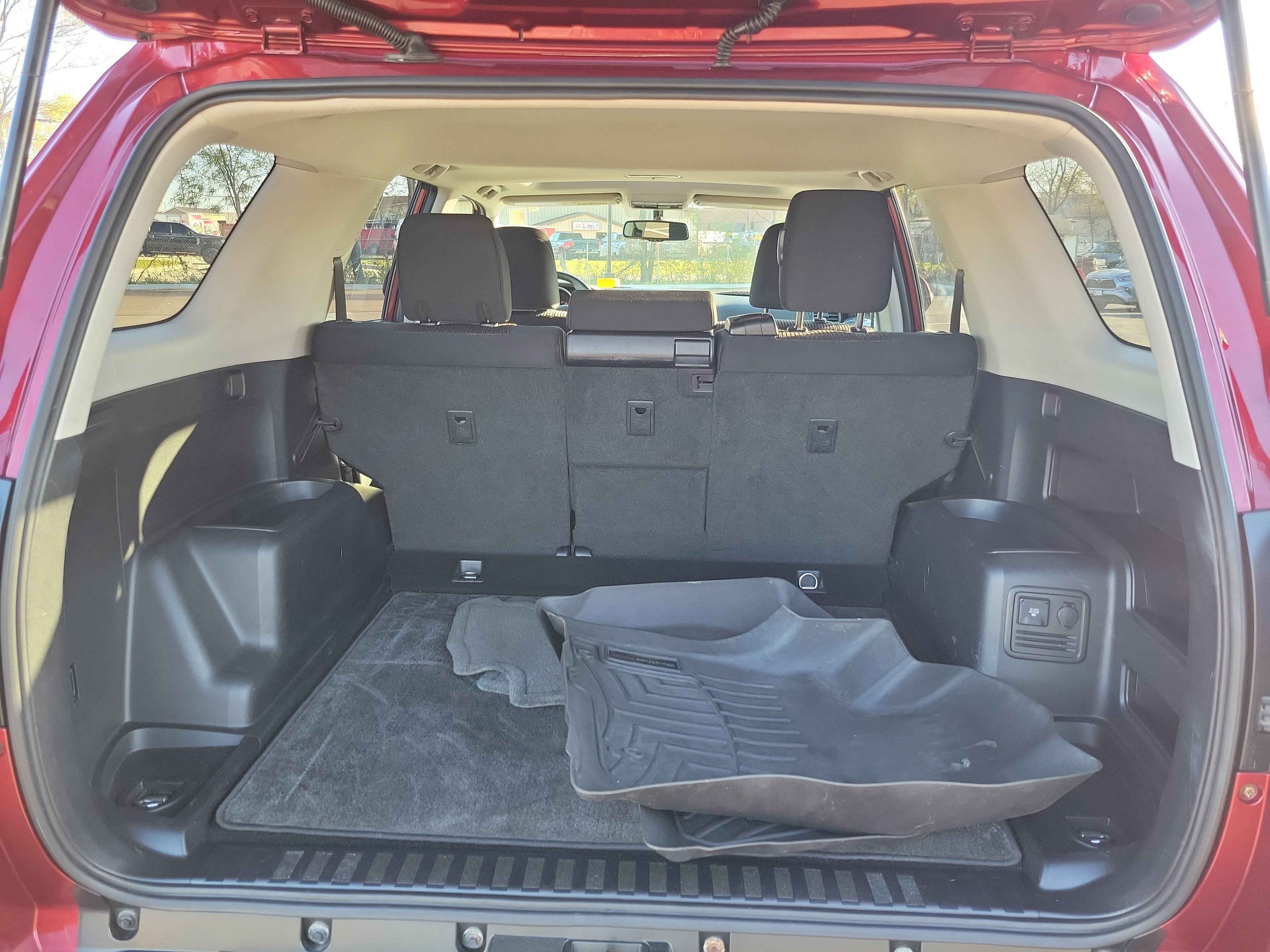 Used 2011 Toyota 4Runner SR5 image 8