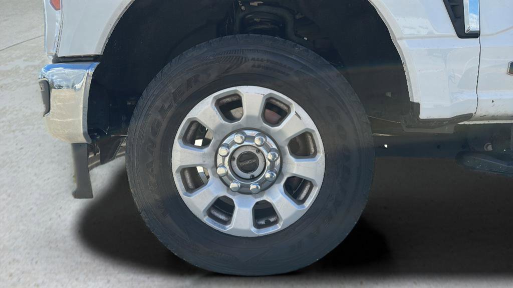 Used 2024 Ford F250 XLT image 14