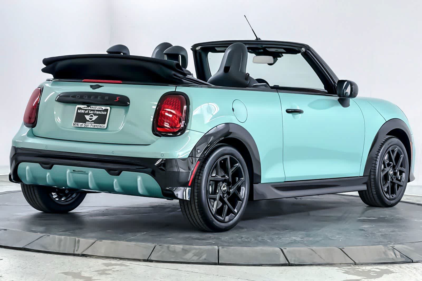 New 2026 MINI Cooper S FWD image 2