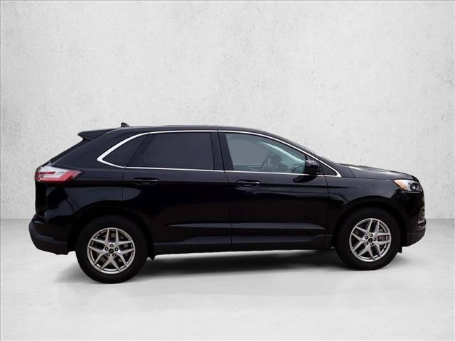 Used 2024 Ford Edge SEL AWD/4WD image 5