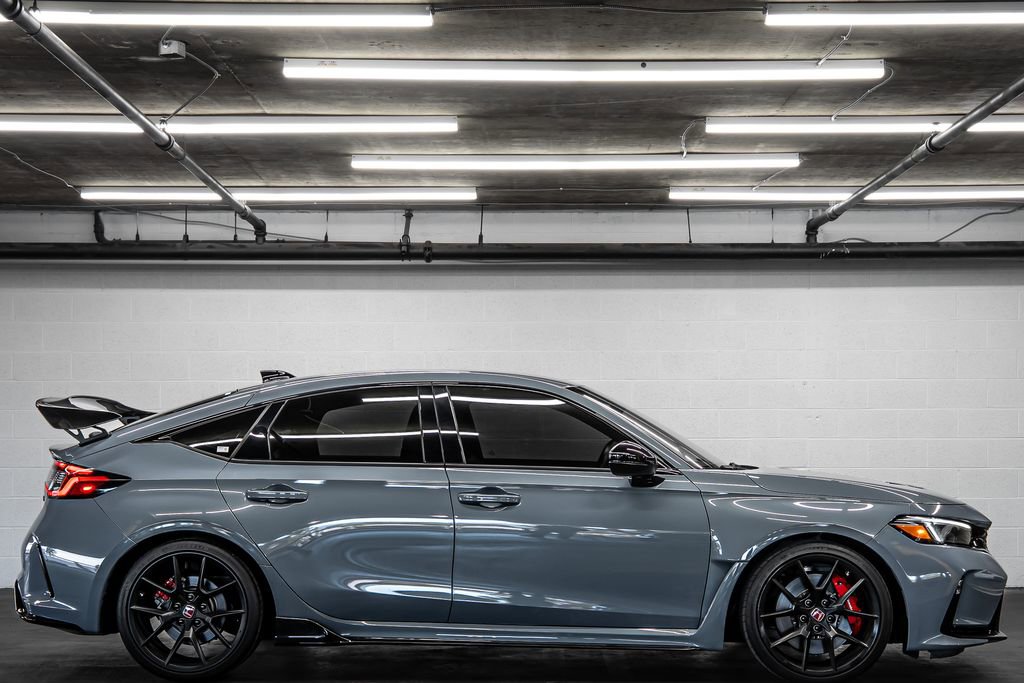 Used 2024 Honda Civic Type R image 6