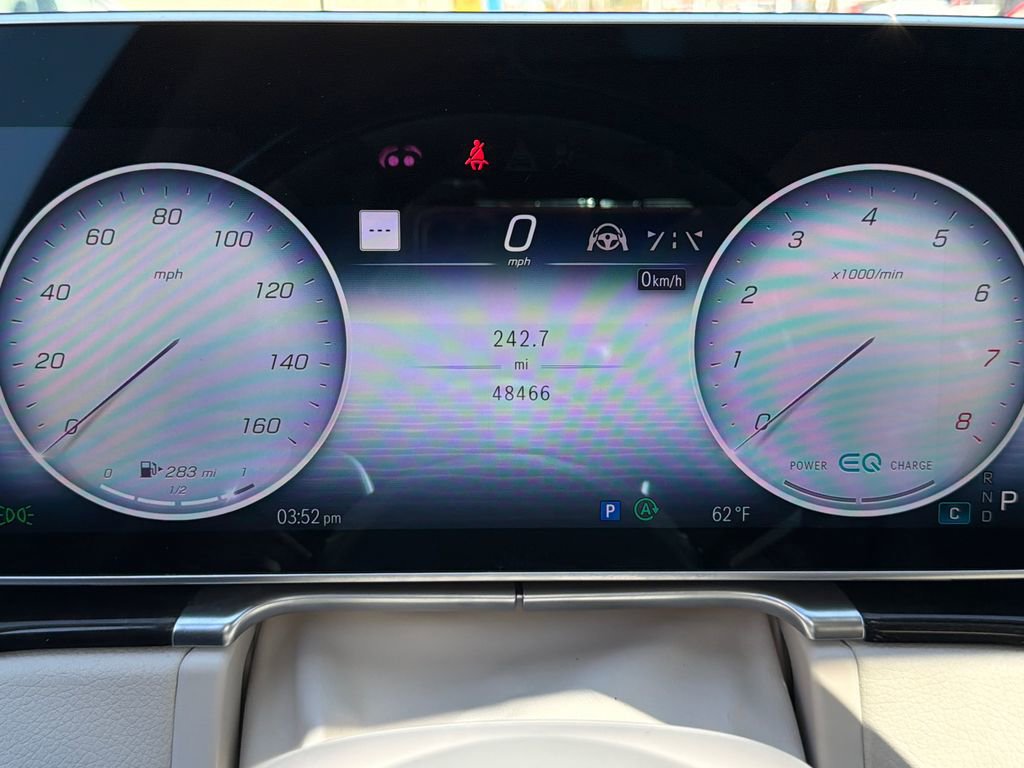 Used 2022 Mercedes-Benz S 580 4MATIC Sedan w/ 3D Technology Package image 24