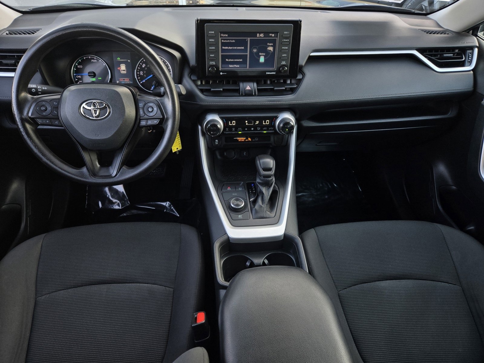 Used 2021 Toyota RAV4 LE image 13