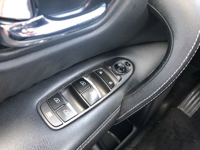 Used 2017 INFINITI QX80 2WD w/ Driver Assistance Package image 22