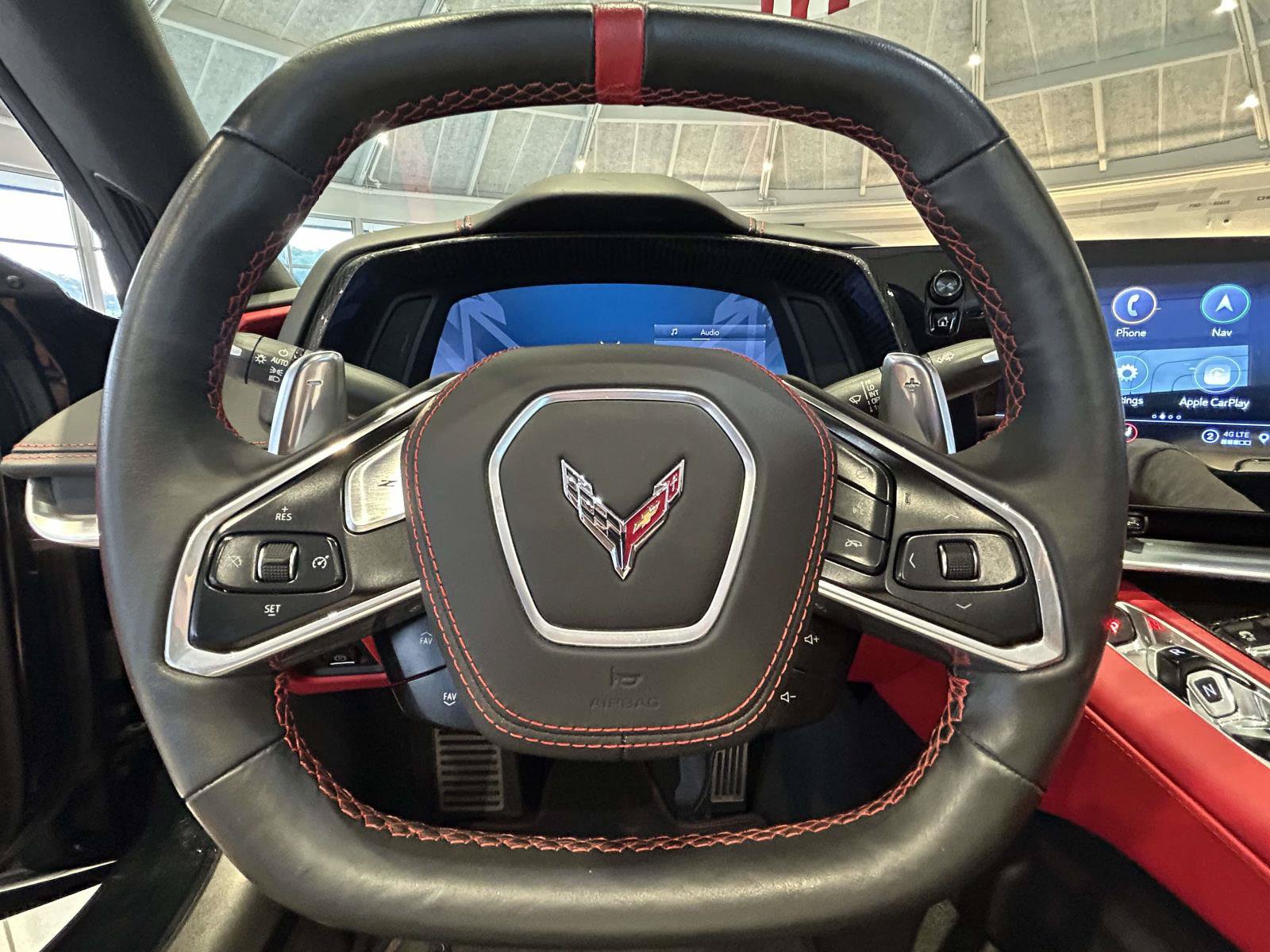 Used 2021 Chevrolet Corvette Stingray Premium Conv w/ Z51 Performance Package RWD image 22